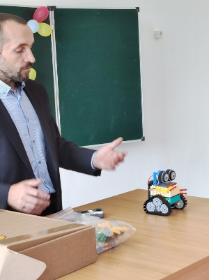Собираем роботов Собираем роботов