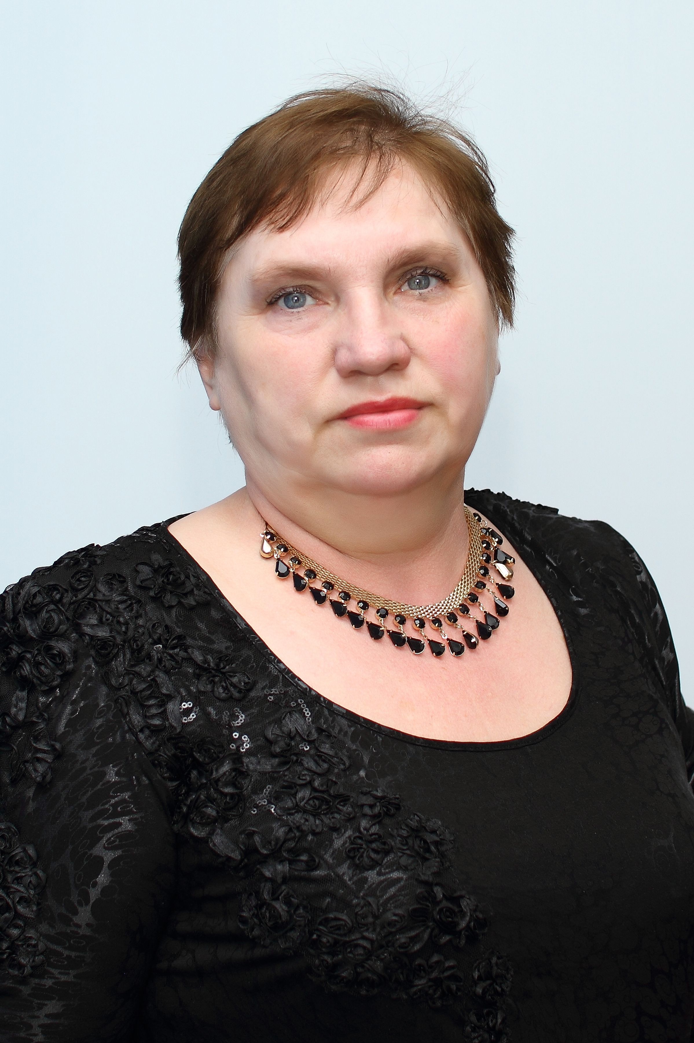 Захарова Любовь Николаевна.