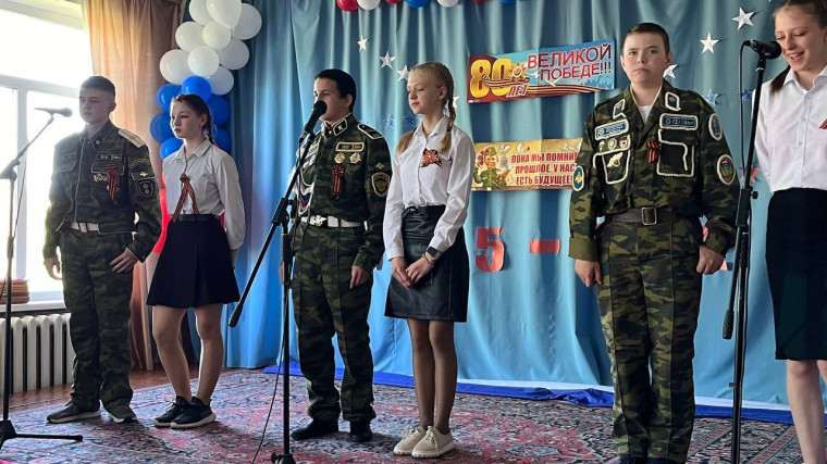 И помнит мир спасённый!.